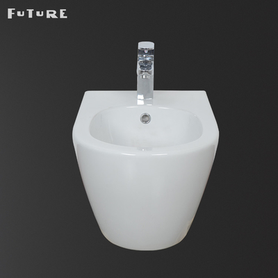 Vampata doppia 3L del bidet moderno del bagno/resistenza della corrosione mercato di 6L Regno Unito
