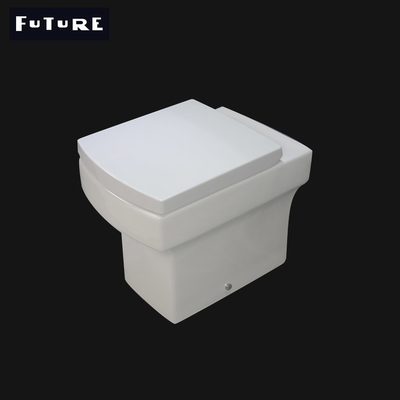 Quadrato del bagno della trappola di P di nuovo alla toilette Pan Washdown Flushing della parete