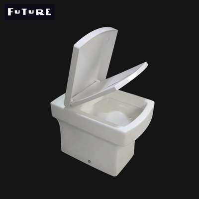 Quadrato del bagno della trappola di P di nuovo alla toilette Pan Washdown Flushing della parete